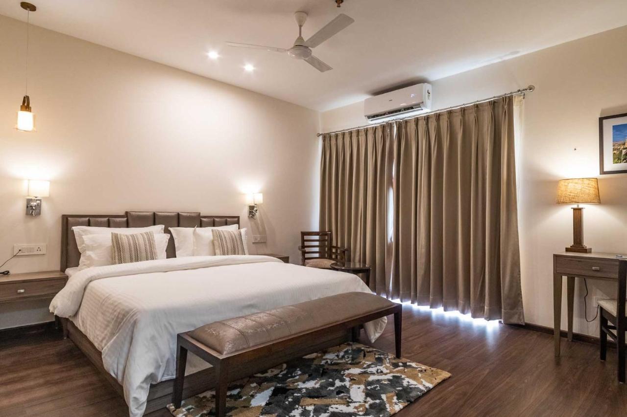Hotel Alaya Dehradun Luaran gambar