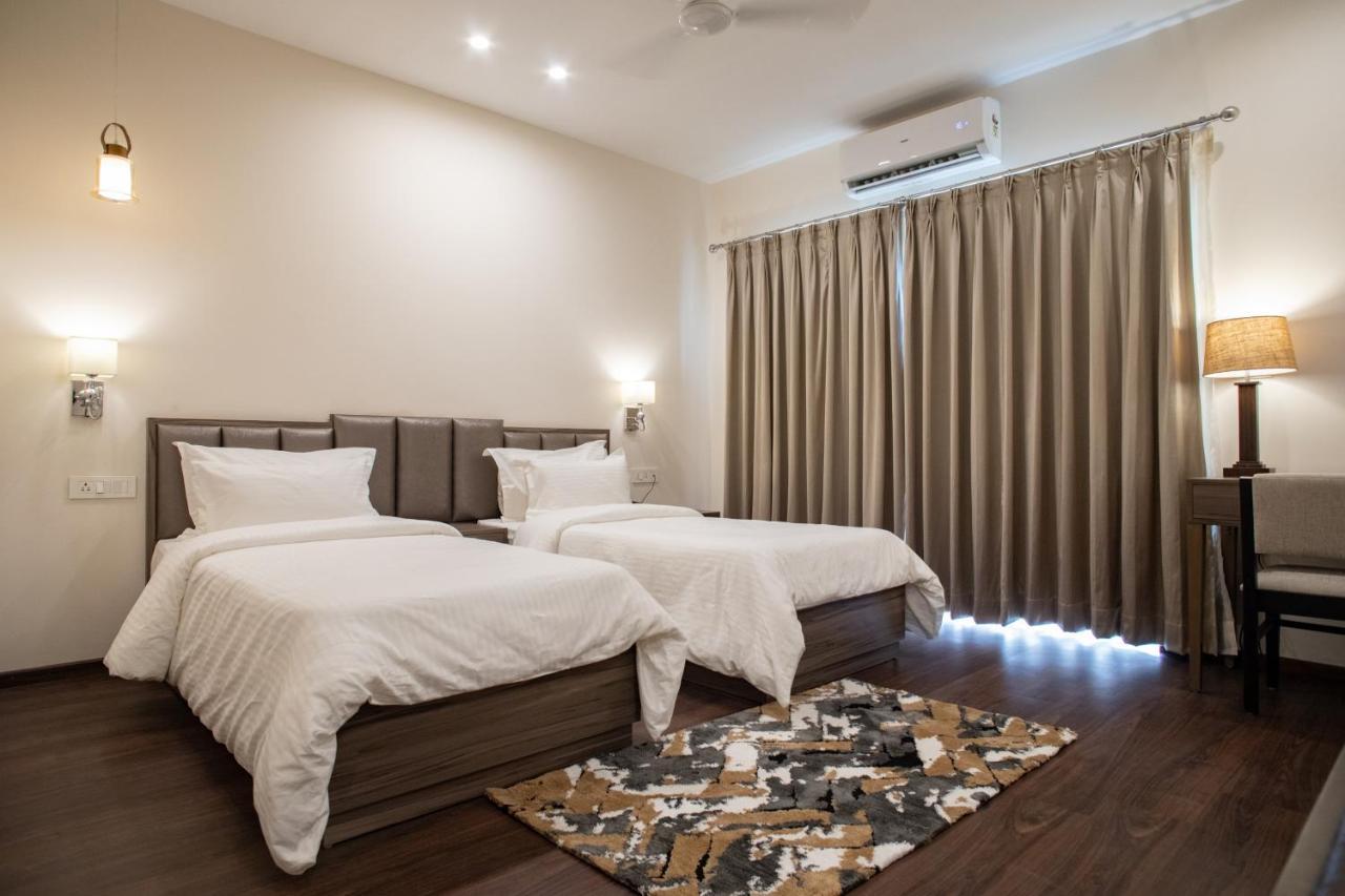 Hotel Alaya Dehradun Luaran gambar