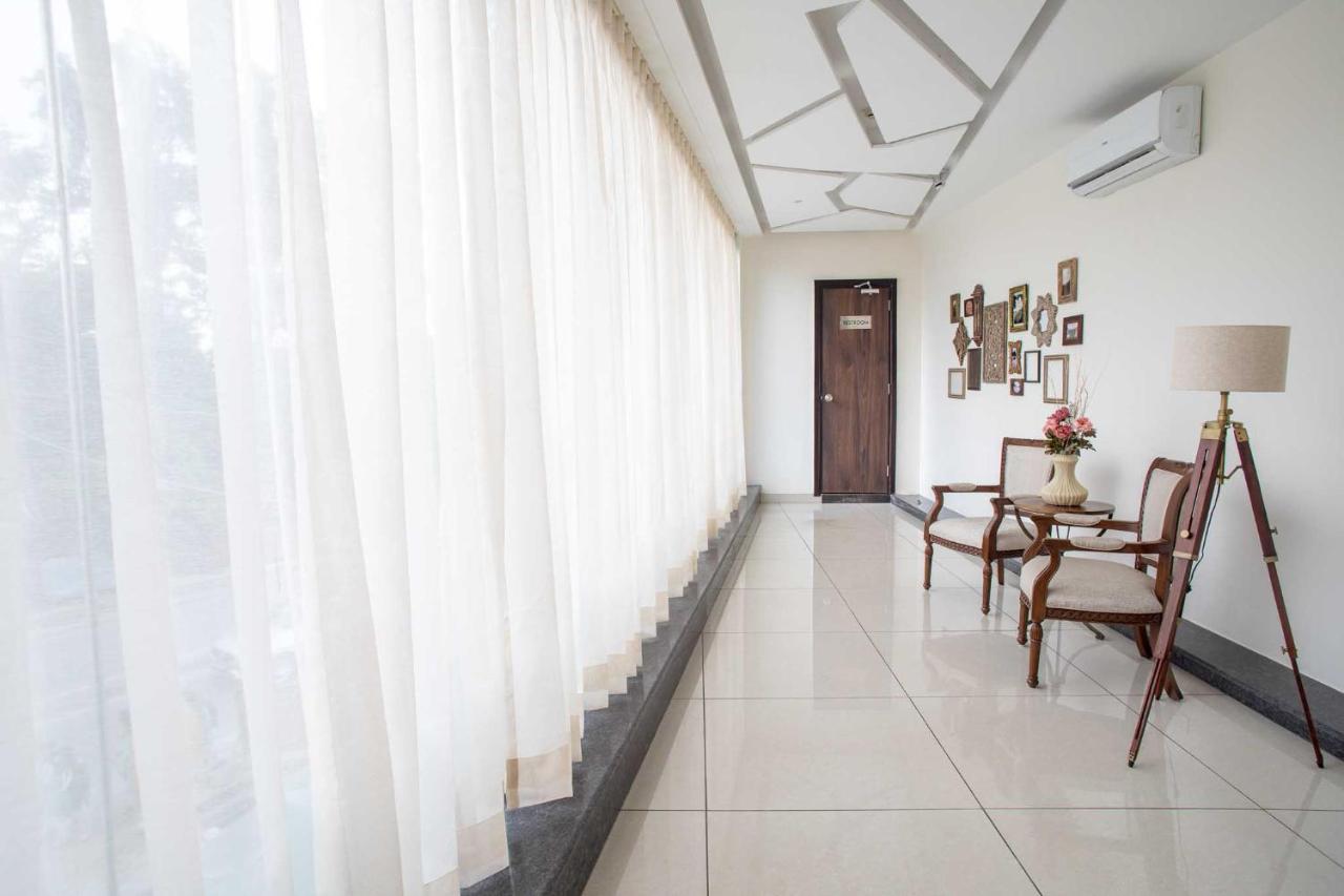 Hotel Alaya Dehradun Luaran gambar