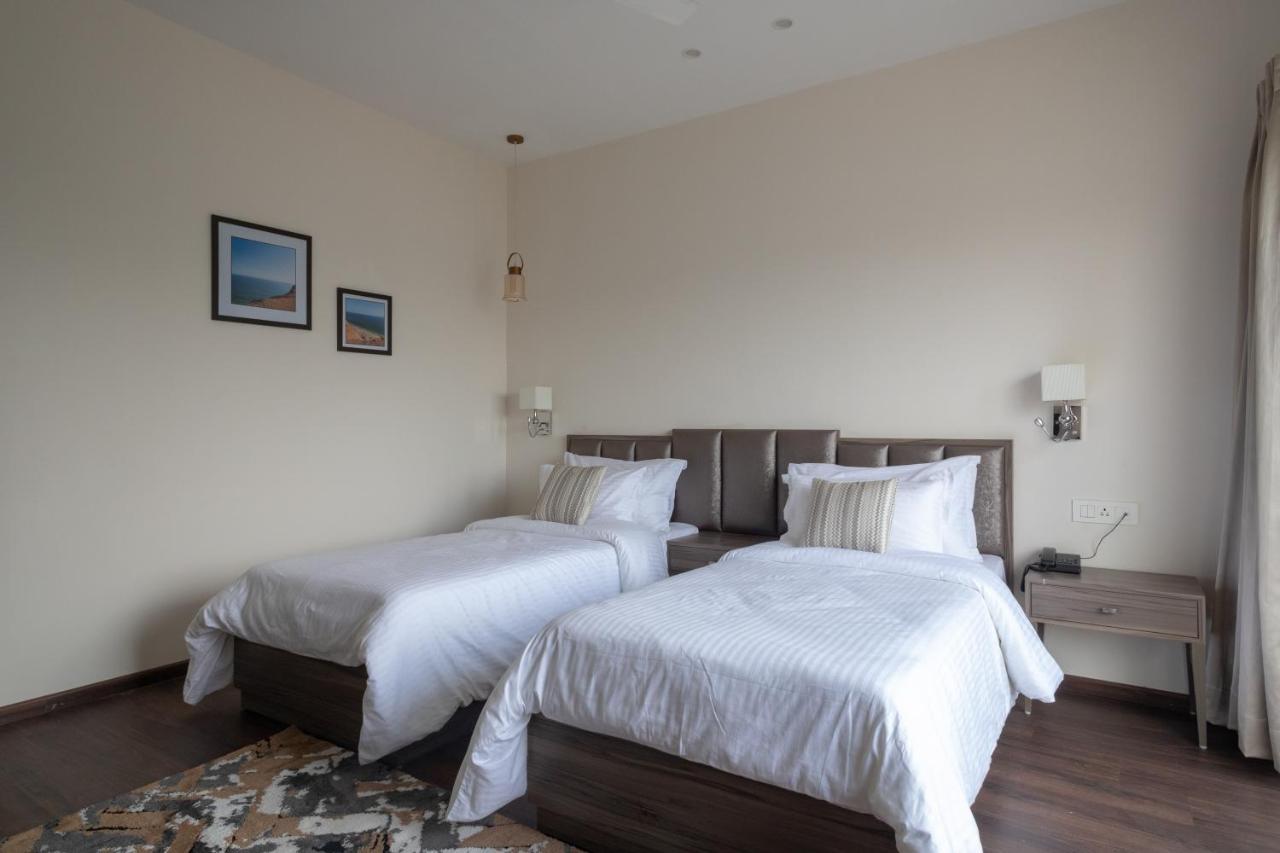 Hotel Alaya Dehradun Luaran gambar