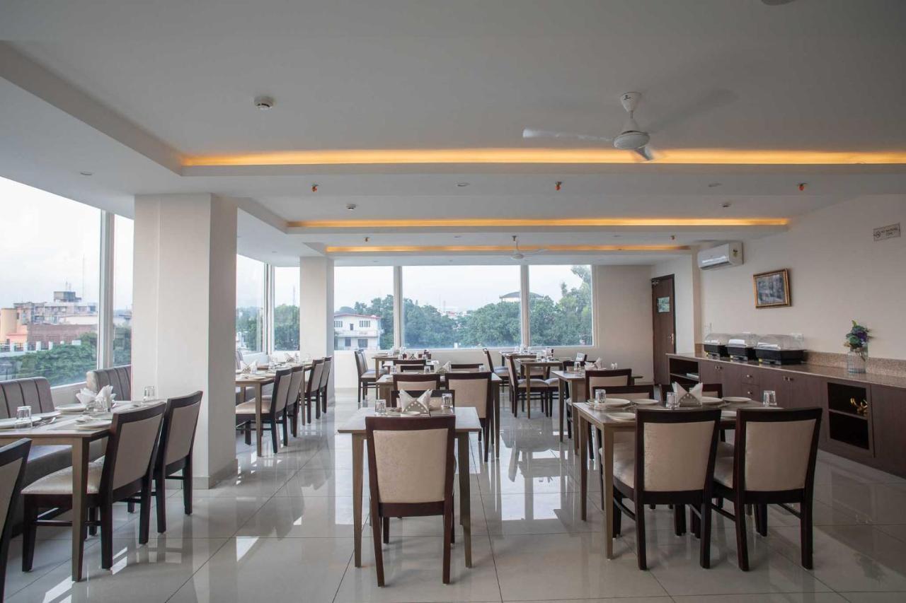 Hotel Alaya Dehradun Luaran gambar