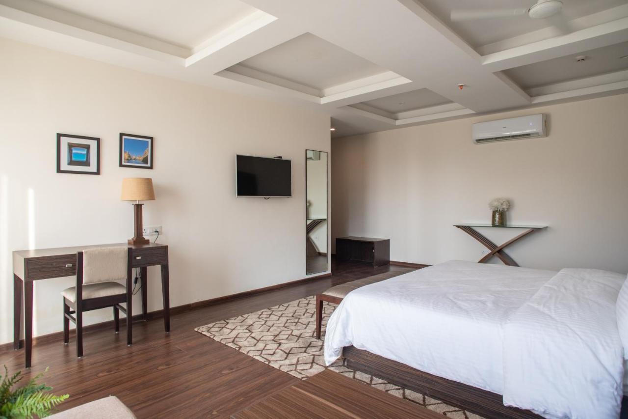 Hotel Alaya Dehradun Luaran gambar